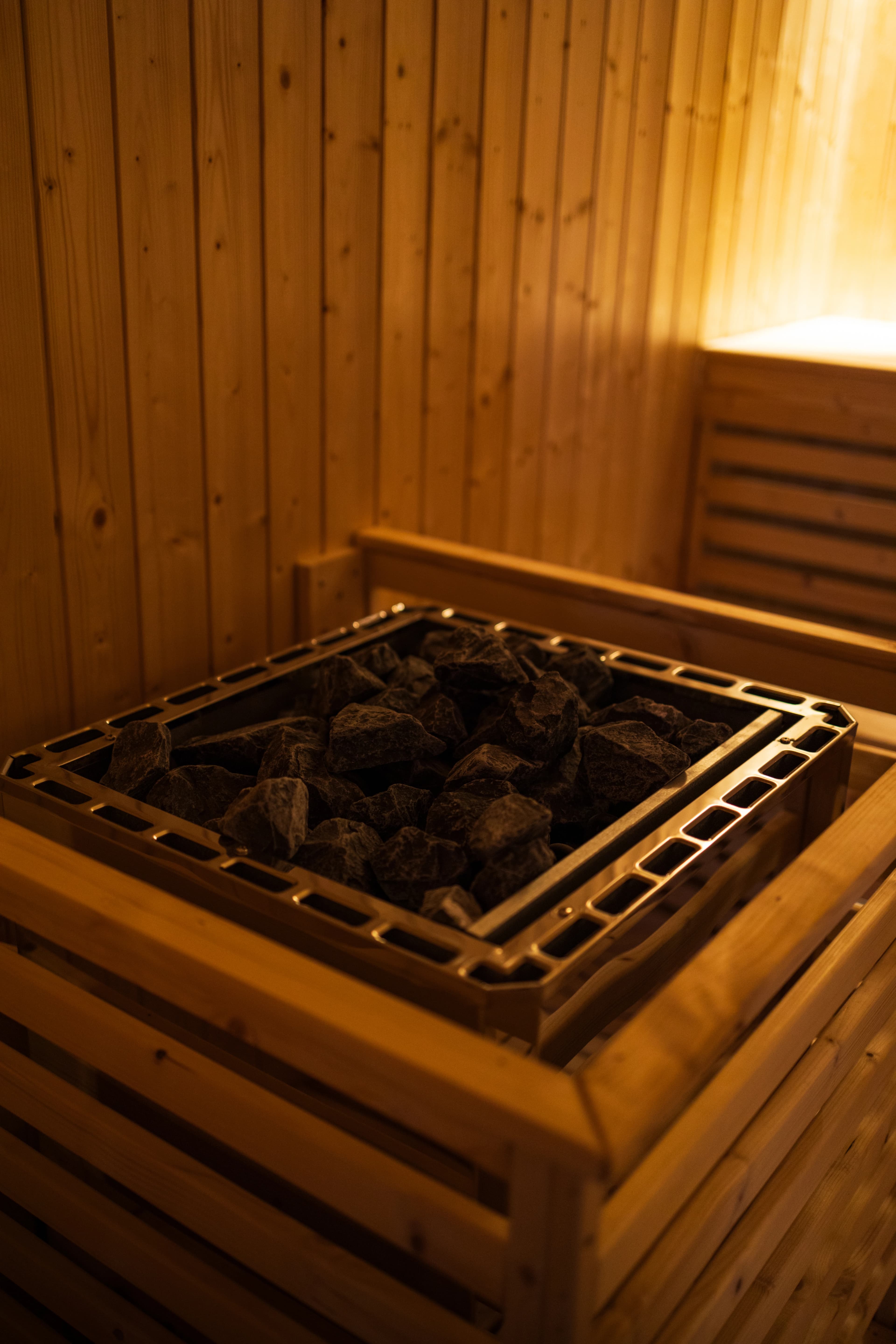 Sauna heater stones