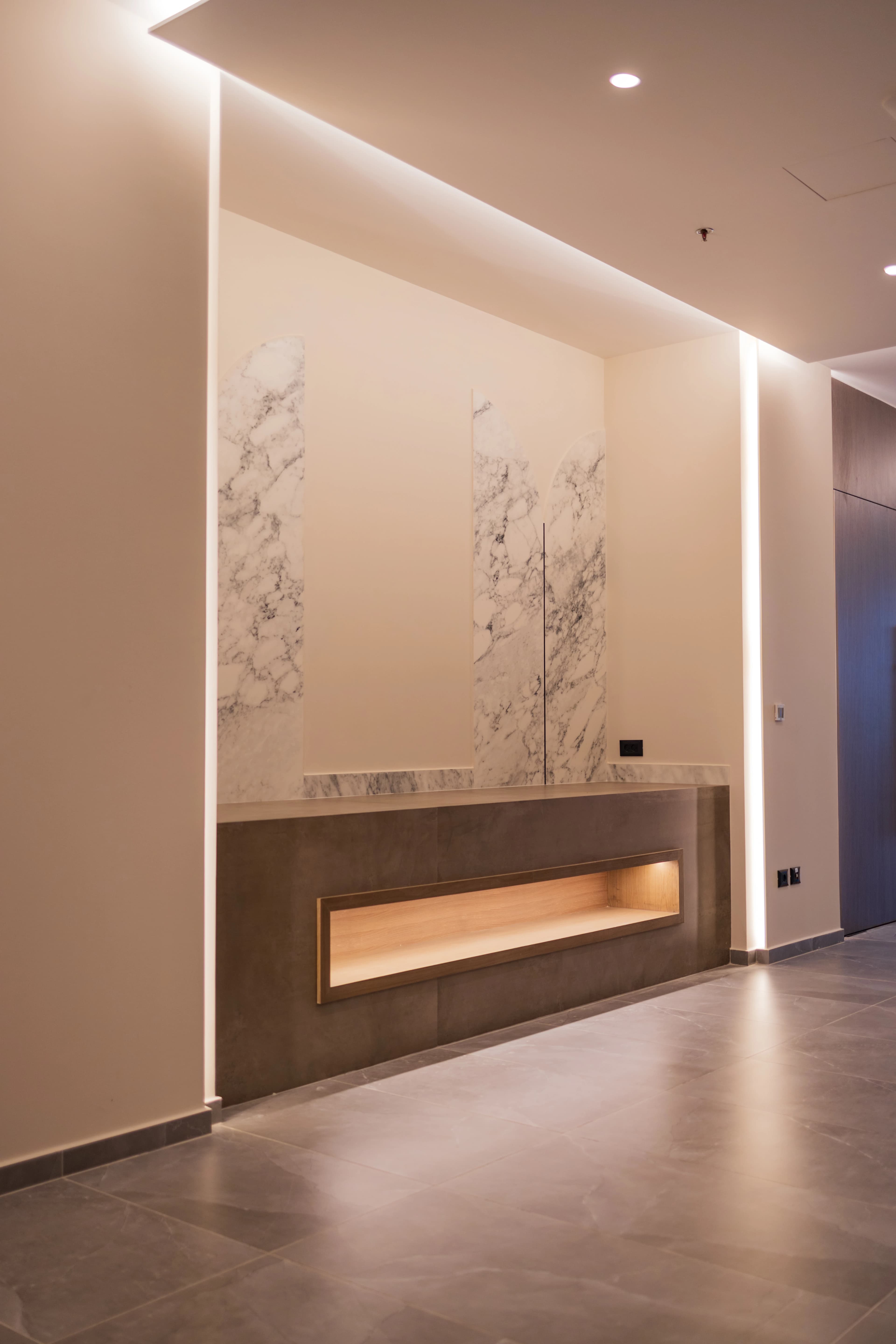 Spa marble niche